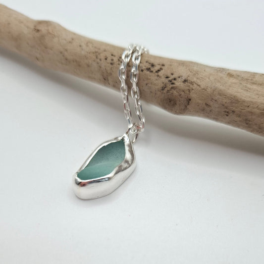 Welsh aqua seaglass pendant