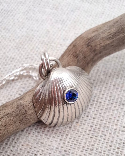 Silver Clam Shell with Cubic Zirconia | Ocean-Inspired Handmade Jewellery - Shelley Ide Jewellery